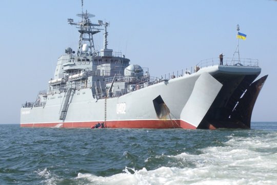 „Konstantin Olšanskij“ yra didelis ukrainiečių desantinis laivas, kurį rusų okupantai užgrobė 2014-ais metais.