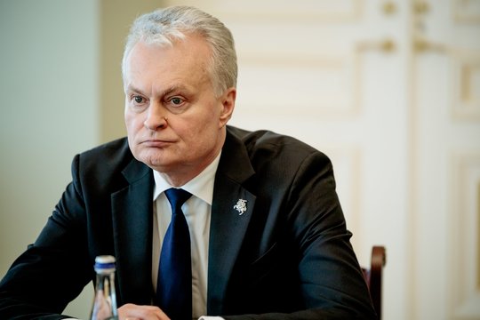 Kritika ir kaltinimai G. Nausėdai dėl baltarusiškų trąšų: žada paviešinti medžiagą