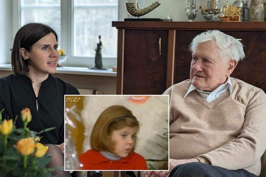 Archyvuose rastas vaikiškas pokalbis dokumentinio filmo heroję iš Briuselio atvedė į prezidento V. Adamkaus namus.