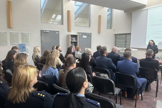  Kauno apylinkės teisme vyko diskusija dėl alternatyvių laisvės atėmimui bausmių vykdymo. 