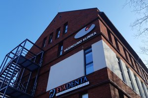 Buvusiam Vaisingumo klinikos vadovui A. Usoniui ir jo darbuotojams prokuroras siūlo skirti 160 tūkst. eurų baudas