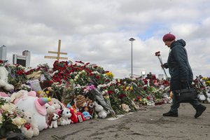 Išpuolio Maskvos koncertų salėje aukų padaugėjo iki 143