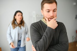 Vaikinas metė merginą dėl to, kad ji buvo „per stora“: likimas atkeršijo su kaupu