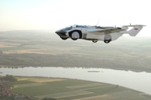 Slovakų gaminį toliau naudos kinai: transporto priemonė per porą minučių gali pavirsti lėktuvu