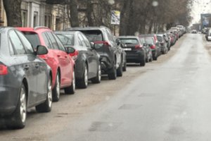 Kelininkai: pagrindinių kelių dangos yra sausos