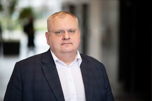 G. Nausėdos įteiktą valstybinį apdovanojimą grąžinti svarstęs VSD pranešėjas T. Gailius: valstybė yra aukščiau už prezidentą