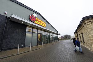 Lenkija vėl įveda 5 proc. PVM pagrindiniams maisto produktams