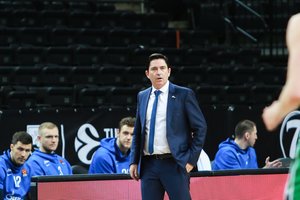 „Anadolu Efes“ vairą nuo kito sezono turėtų perimti X. Pascualis