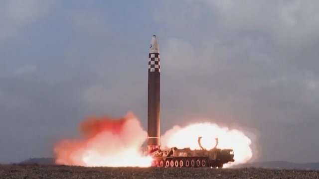 Dar viena Šiaurės Korėjos provokacija: paleido balistinę raketą