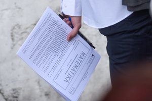 Komisija įvertino matematikos tarpinio patikrinimo užduotis: pirminiai rezultatai bus perskaičiuoti
