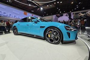 Kinų superhitas: kuo ypatingas naujasis „Xiaomi“ automobilis