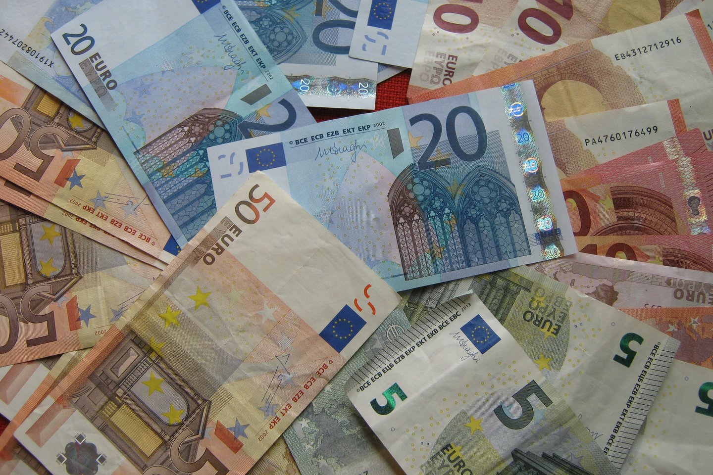 Sukčių įkalbėtas investuoti Kybartų gyventojas prarado beveik 7 000 eurų.