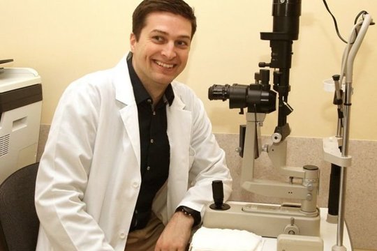 Apie emigraciją svarstęs jaunas medikas grįžo į gimtinę: „Panevėžyje greitai pasijutau tikru gydytoju“