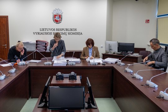 Teismas: VRK turės iš naujo spręsti, ar spausdinti kandidato E. Vaitkaus programą rinkimų leidinyje