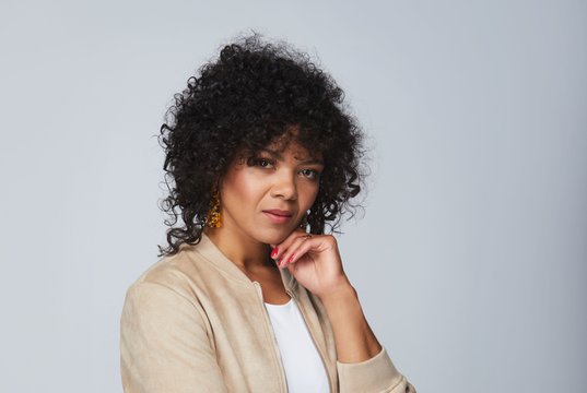 Aktorė O. Kunsunga pristato naują dainą: joje – nusiraminimas, ramybė, vidinė branda, vedybinis gyvenimas