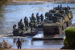 „Politico“: Vokietija ruošia kariuomenę karui, gynybos ministras įspėja apie Rusijos grėsmę