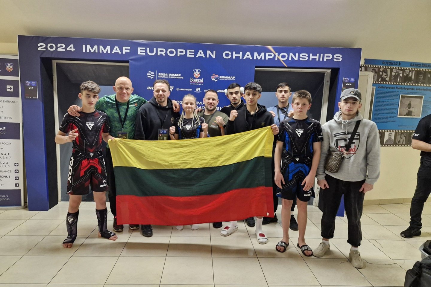 Jaunieji MMA kovotojai Serbijoje.