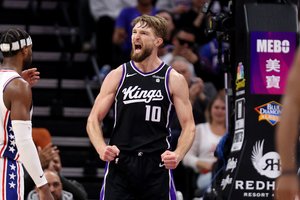 NBA legendą pavijęs D. Sabonis žaidė sėkmingai, bet „Kings“ iššvaistė triuškinantį pranašumą ir krito
