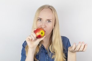 Metalo skonis burnoje? Atsakė, ką tai byloja apie sveikatą