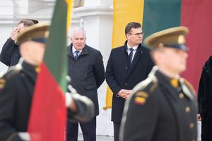 „Smogė ten, kur skaudžiausia“: prieš pačius konservatorius atsisukusios strategijos dar nelaidoja