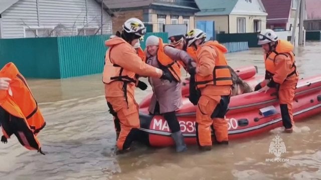 Orsko miestą Rusijoje nusiaubė potvynis: užtvanka sugriuvo dėl prastos priežiūros 