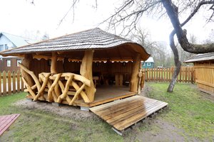 Ką svarbiausia įsivertinti prieš statant kieme pavėsinę – vienas esminis dalykas