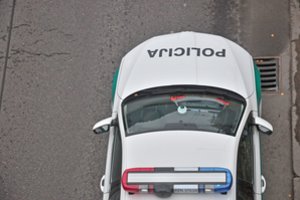 Vilniuje smurtautojas moteriai ir vaikui grasino ginklu
