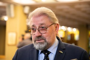 Panevėžio mero R. M. Račkausko piktnaudžiavimo byloje bus peržiūrėti teisėsaugos slapta daryti įrašai