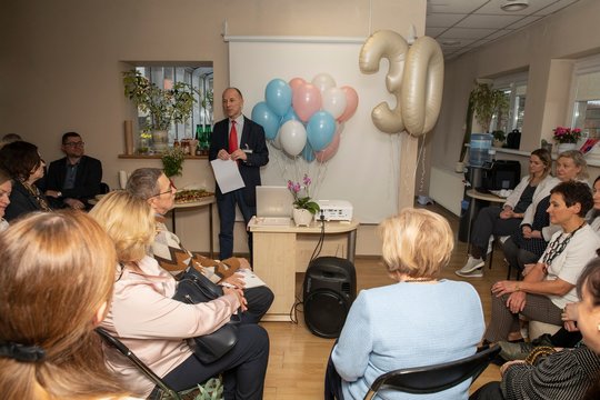  LSMU Kauno ligoninės filialo P. Mažylio gimdymo namų akušerijos Dienos stacionaras, suteikiantis pagalbą ir organizuojantis paskaitas nėščiosioms, švenčia 30 metų jubiliejų.