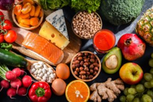 Minint Pasaulinę sveikatos dieną kviečia nepamiršti mitybos taisyklių: ką valgyti, kad būtumėte sveiki