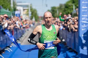 Geležinis bėgikas Aleksandras Sorokinas metus pradės Kaune: teko koreguoti planus