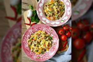 Anties krūtinėlė su ryžiais ir troškintomis daržovėmis: pagaminsite greitai, o rezultatas patiks visiems