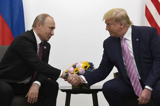  D. Trumpas ir V. Putinas.