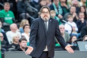 Vampyru save pavadinęs A. Trinchieri kratosi kalbų apie lūkesčius dėl L. Biručio ir atmetė klausimą dėl „Real“