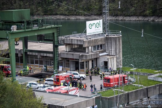 Italijoje per sprogimą hidroelektrinėje žuvo 3 žmonės, gelbėtojai ieško dingusiųjų.