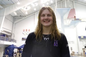 Lietuvai atstovauti norinti plaukikė J. E. Murdock – apie lietuviškas šaknis ir olimpinę svajonę