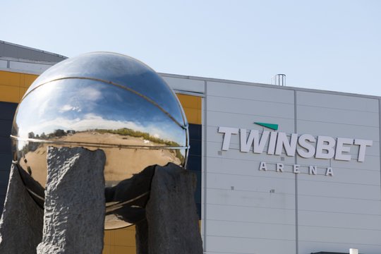 Didžiausia Vilniuje „Avia Solutions Group“ arena persivadina į „Twinsbet“ areną.