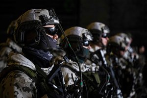 NATO ruošiantis karui su Rusija – opi problema: kuo geriau gyvena, tuo mažiau nori eiti į kariuomenę