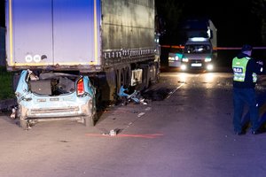 Vilniuje susidūręs su vilkiku žuvo automobilio vairuotojas