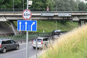 To Lietuvoje dar nebuvo: keliasdešimtyje sostinės atkarpų sumontuos tokią įrangą, kad krūpčios ne vienas vairuotojas