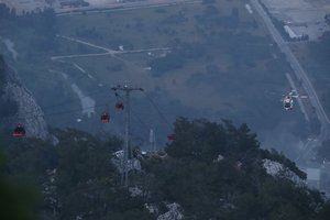 Turkijoje funikulieriuose užstrigę keleiviai – išgelbėti: dirbo daugiau nei 600 gelbėtojų