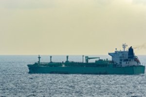 Baltieji rūmai paragino Iraną paleisti britams priklausantį laivą