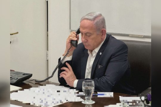 Po Irano smūgio Izraeliui – J. Bideno ir B. Netanyahu pokalbis telefonu