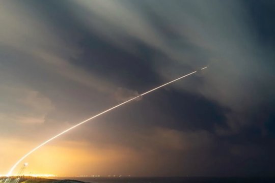  Izraelis paskelbė, kad, pasitelkęs oro gynybos sistemą „Arrow“, kartu su sąjungininkų parama sėkmingai perėmė daugumą į jo teritoriją nukreiptų raketų „žemė-oras“.
