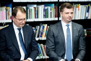 Kandidatai į prezidentus skirtingai vertina KT išaiškinimą, kad vienos lyties poros gali būti laikomos šeima