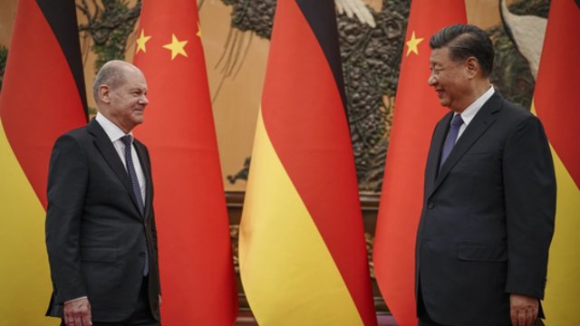O. Scholzui tęsiant vizitą Kinijoje – susitikimas su Xi Jinpingu: aptars, kokia turėtų būti taika Ukrainoje