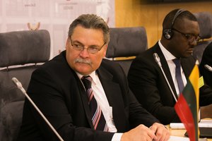 Buvęs Vilniaus miesto tarybos narys S. Dmitrijevas su sutuoktine bus teisiami dėl sukčiavimo