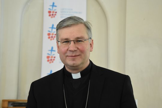 Kauno arkivyskupas metropolitas K.Kėvalas inicijavo išankstinį tyrimą dėl buvusio dvasininko veiksmų.