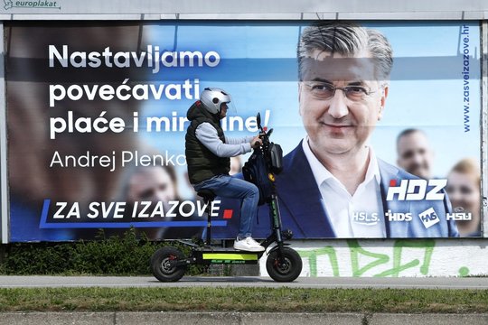 Kroatijos parlamento rinkimuose iššūkį prezidentui metė Z. Milanovičius: pastarąjį kaltina dėl korupcijos šalyje
