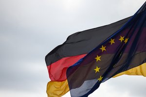 Vokietijos ekonomika ėmė kapstytis: tikėtina, kad išvengė recesijos